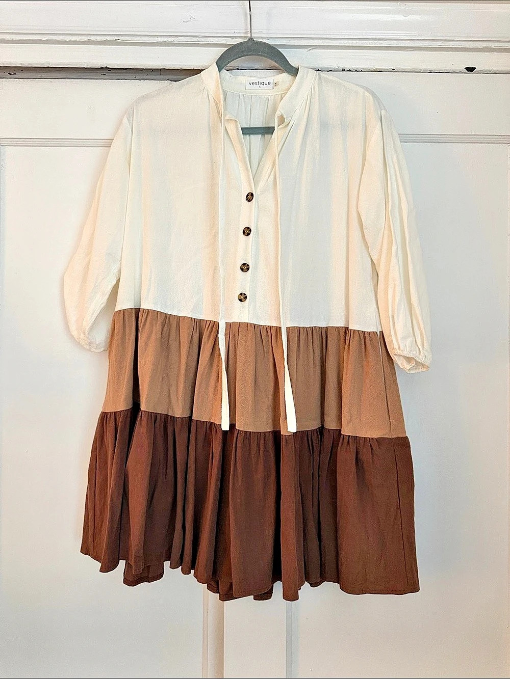 Vestique Color Block Tiered Mini Dress Brown & Cream Small